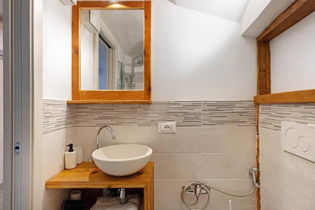 Photo of Bathroom in Dorsino
