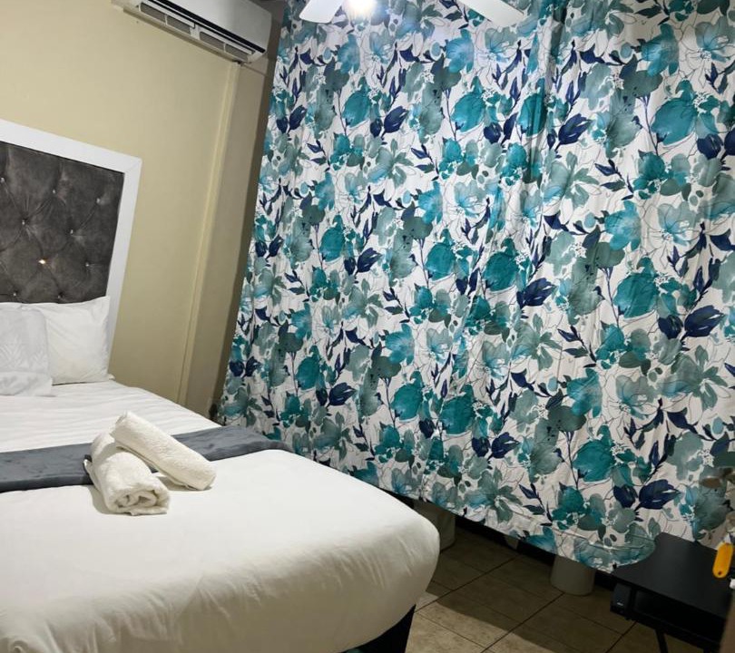 Photo of Bedroom in Esikhawini H