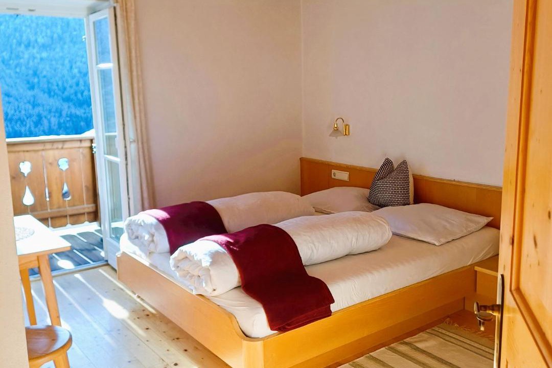 Photo of Bedroom in Tires