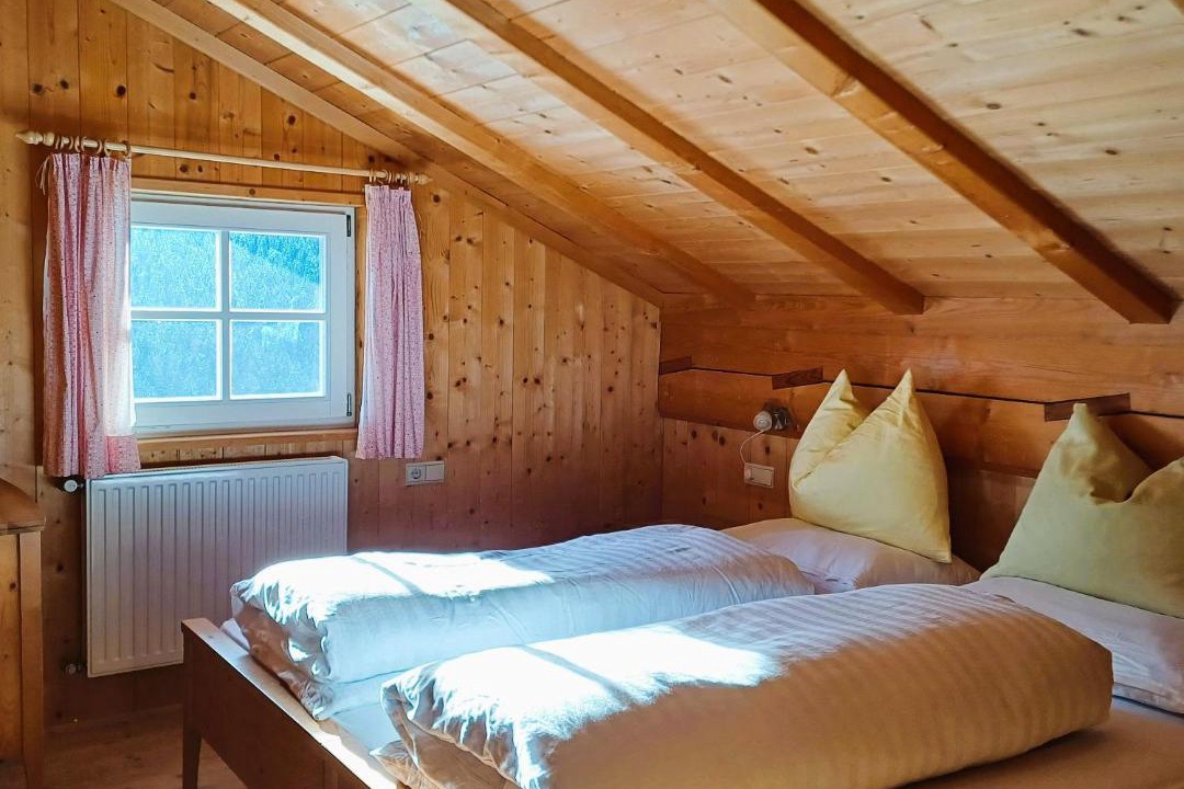Photo of Bedroom in Tires