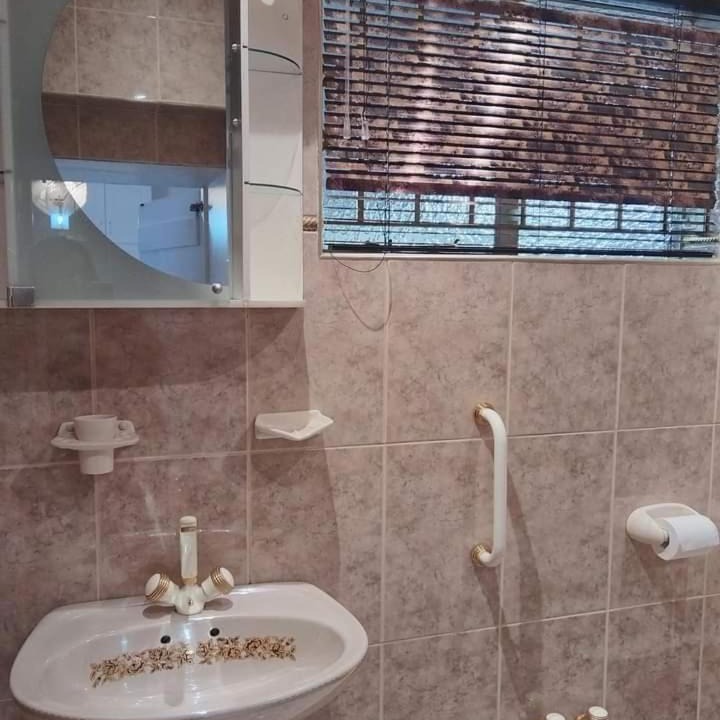 Photo of Bathroom in Ladysmith