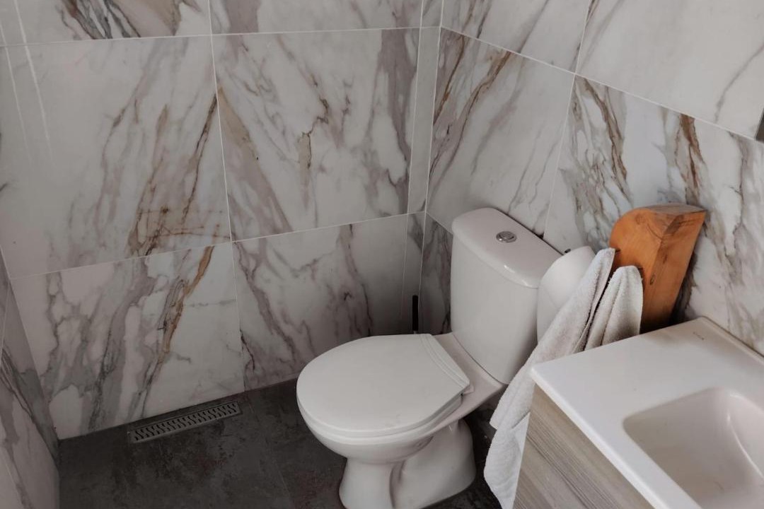 Photo of Bathroom in Shale