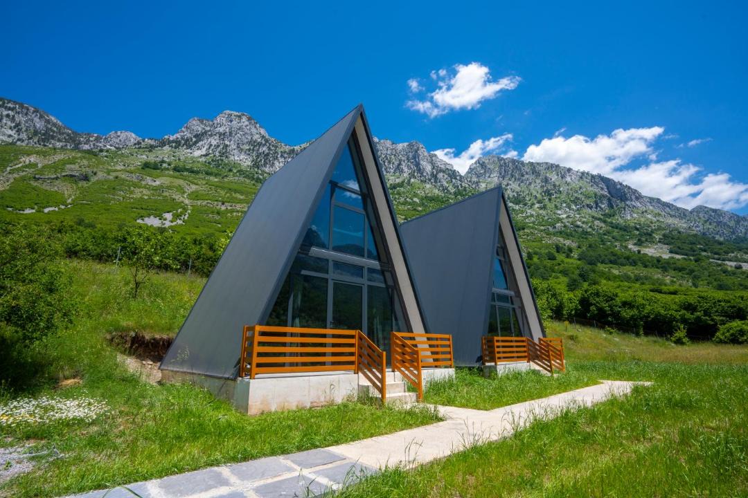 Photo of Others in Boge