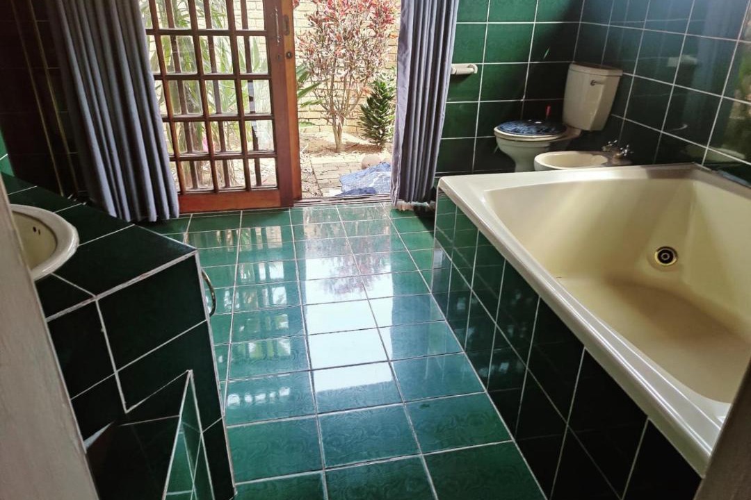 Photo of Bathroom in Mtubatuba