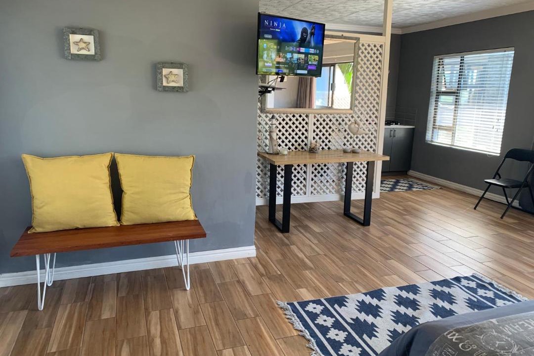 Photo of Livingroom in Sheffield Beach
