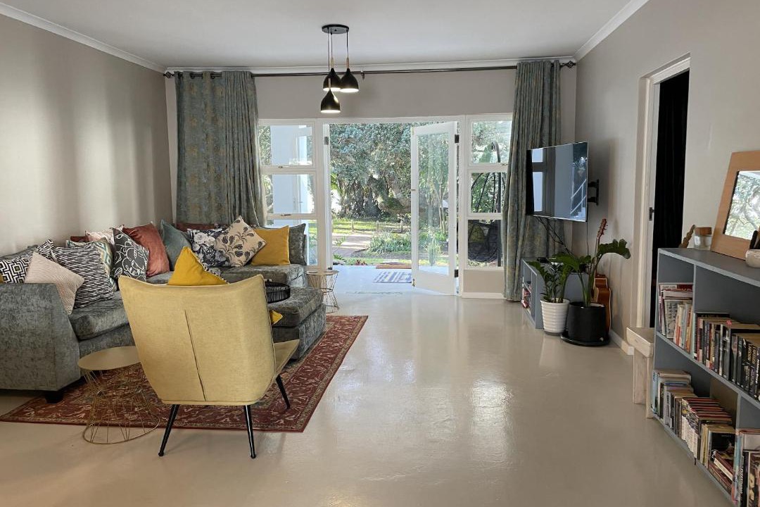 Photo of Livingroom in Port Edward