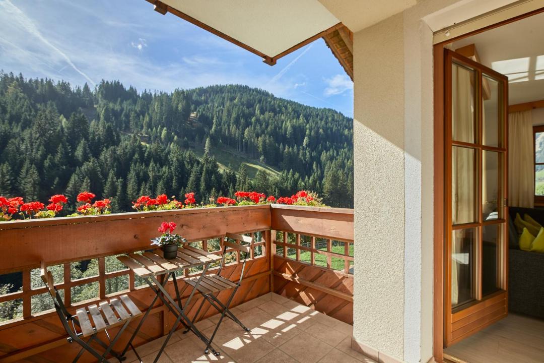 Photo of Patio Balcony in Racines