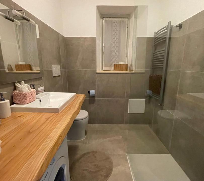 Photo of Bathroom in Darzo