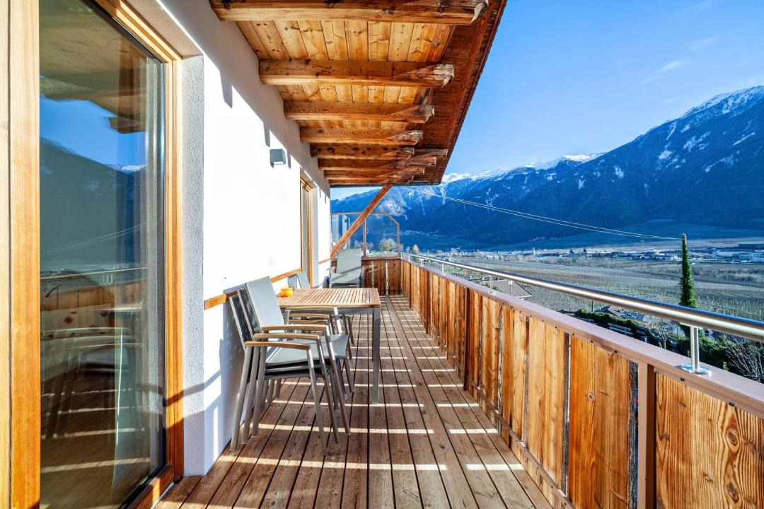 Photo of Patio Balcony in Laces