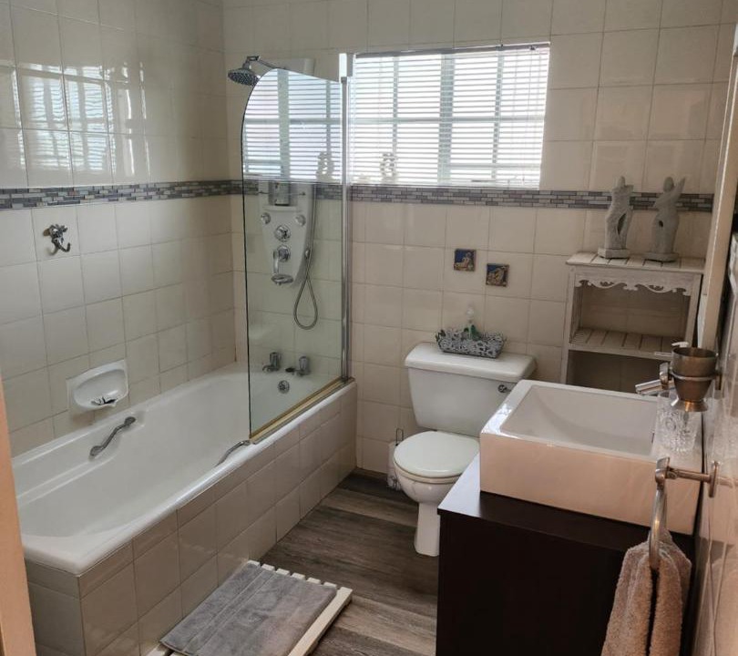 Photo of Bathroom in Vryheid