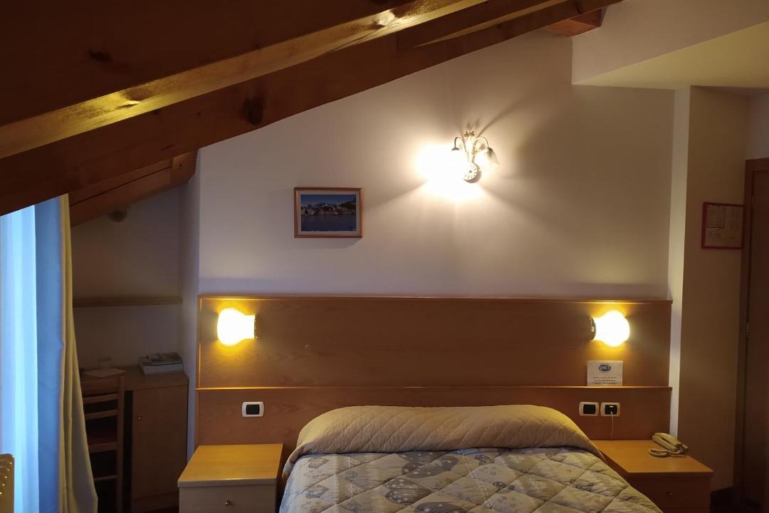 Photo of Bedroom in Carisolo
