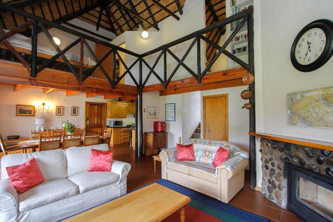 Photo of Livingroom in Cathkin Park