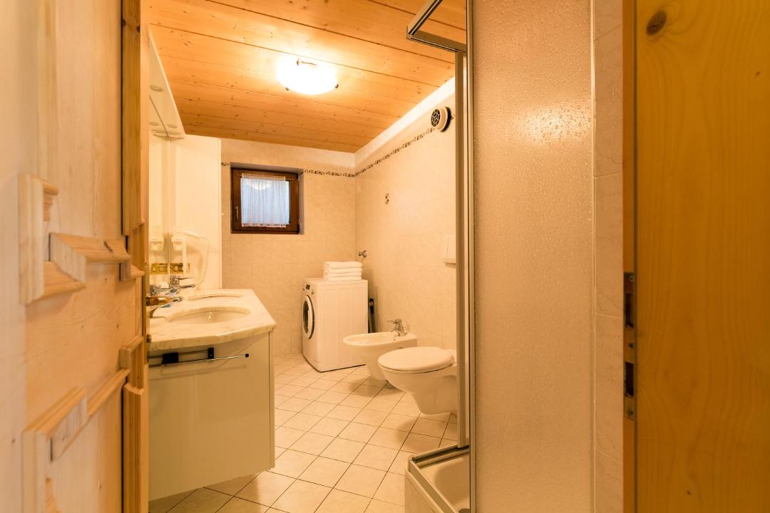 Photo of Bathroom in Racines