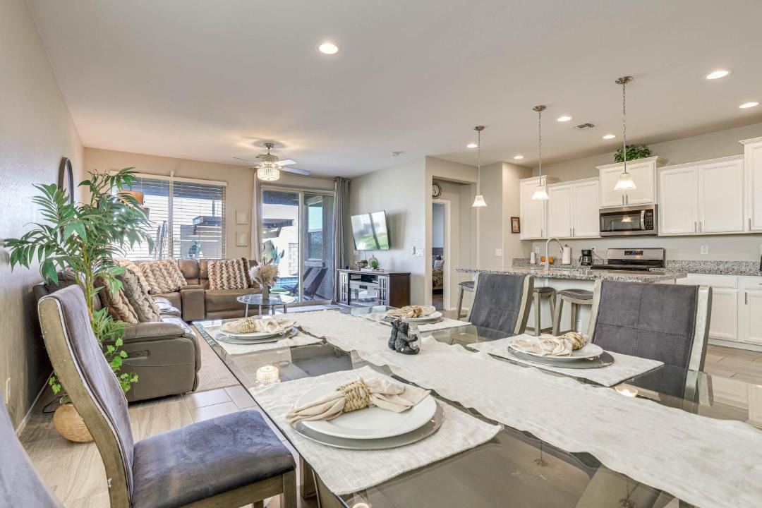 Photo of Others in Montecito in Estrella