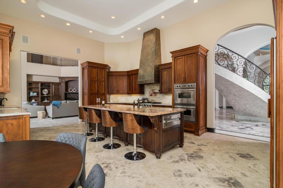 Photo of Livingroom in Camelback East