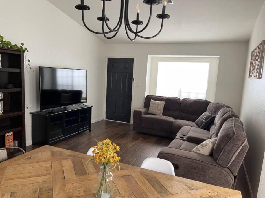 Photo of Livingroom in Sierra Vista