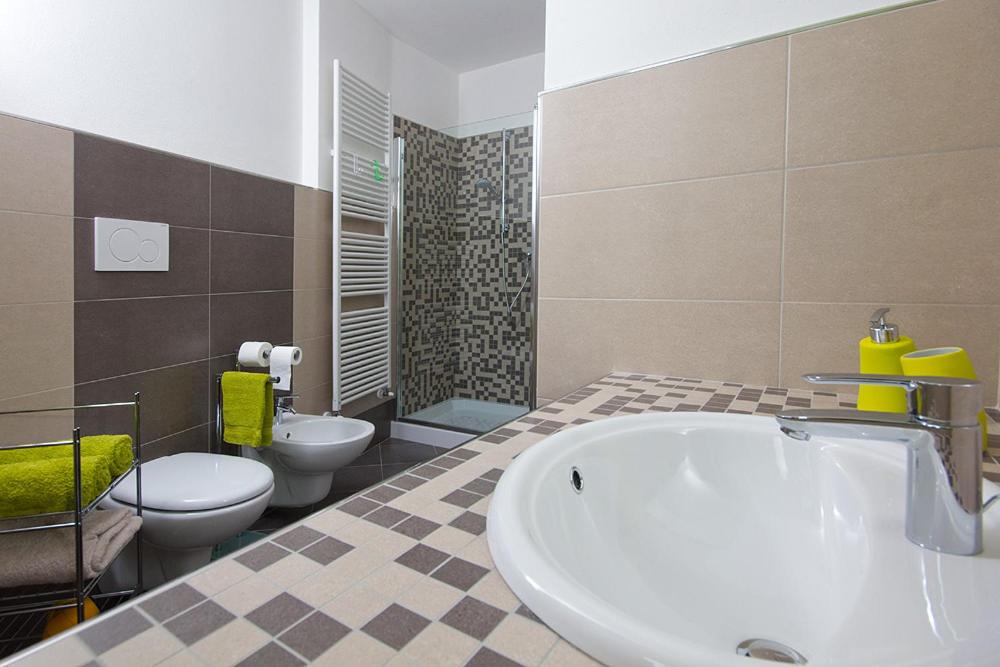 Photo of Bathroom in Avio