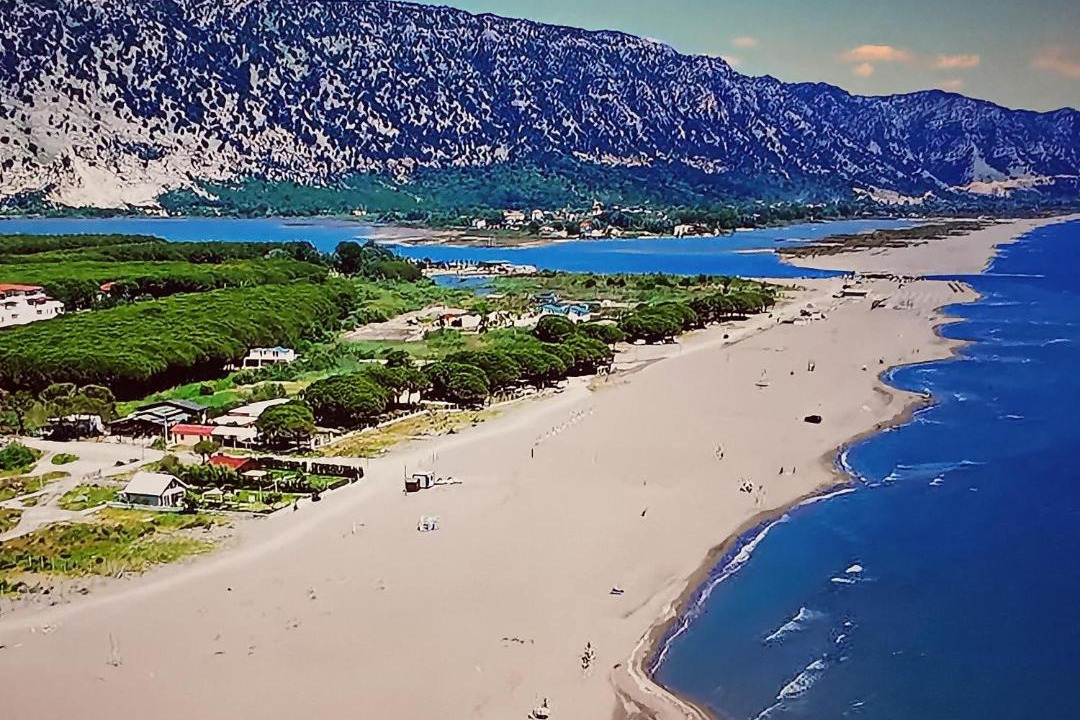 Photo of Others in Velipoje