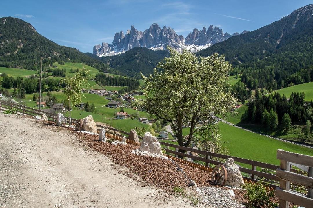Photo of Others in Funes