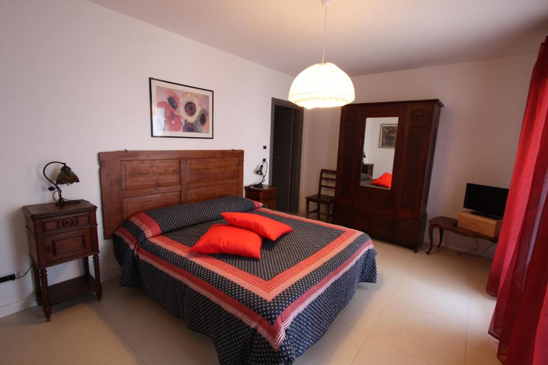 Photo of Bedroom in Isera