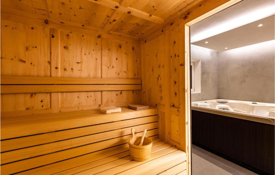 Photo of Bathroom in Predazzo