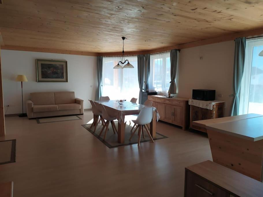Photo of Livingroom in Trambileno