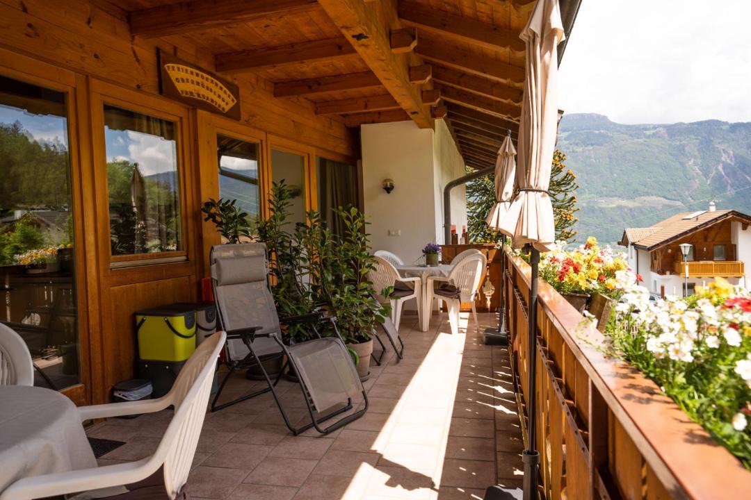 Photo of Patio Balcony in Lana