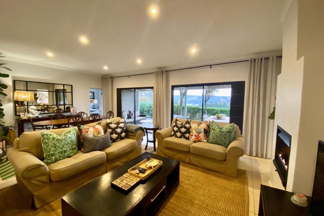 Photo of Livingroom in Balgowan