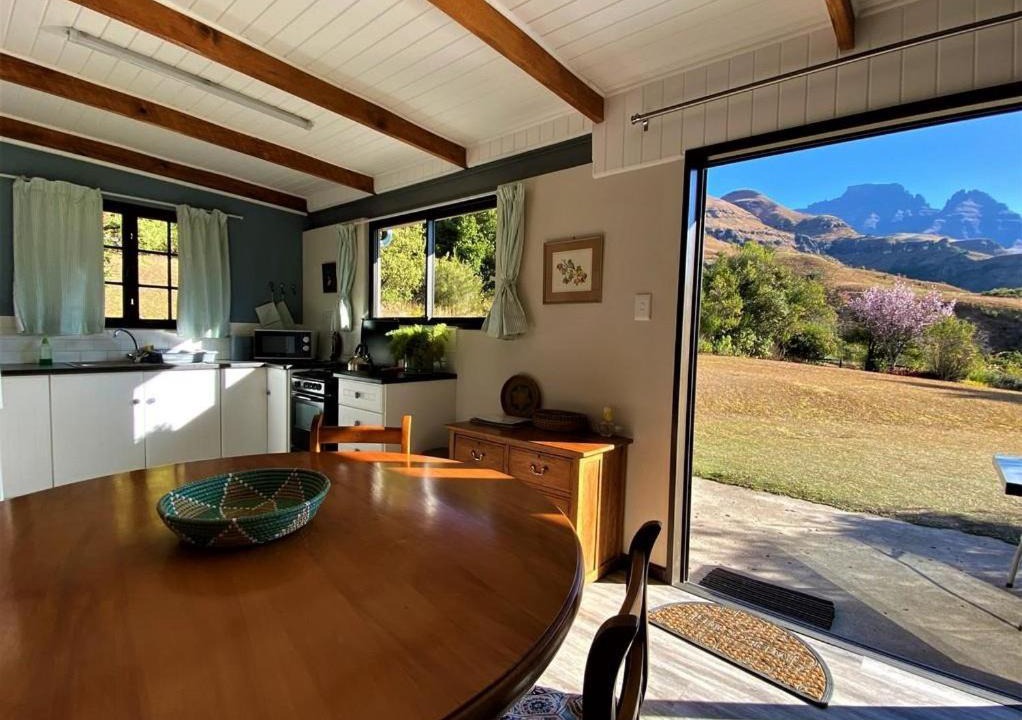 Photo of Livingroom in Giant's Castle Game Reserve