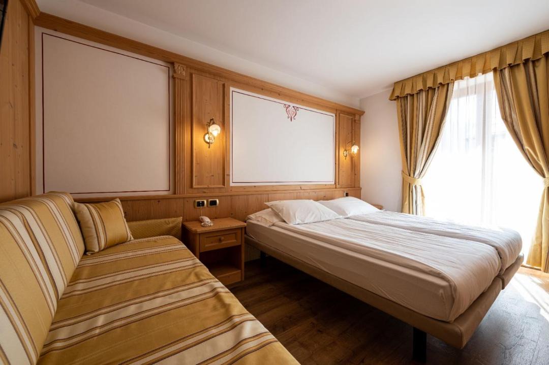 Photo of Bedroom in Pinzolo