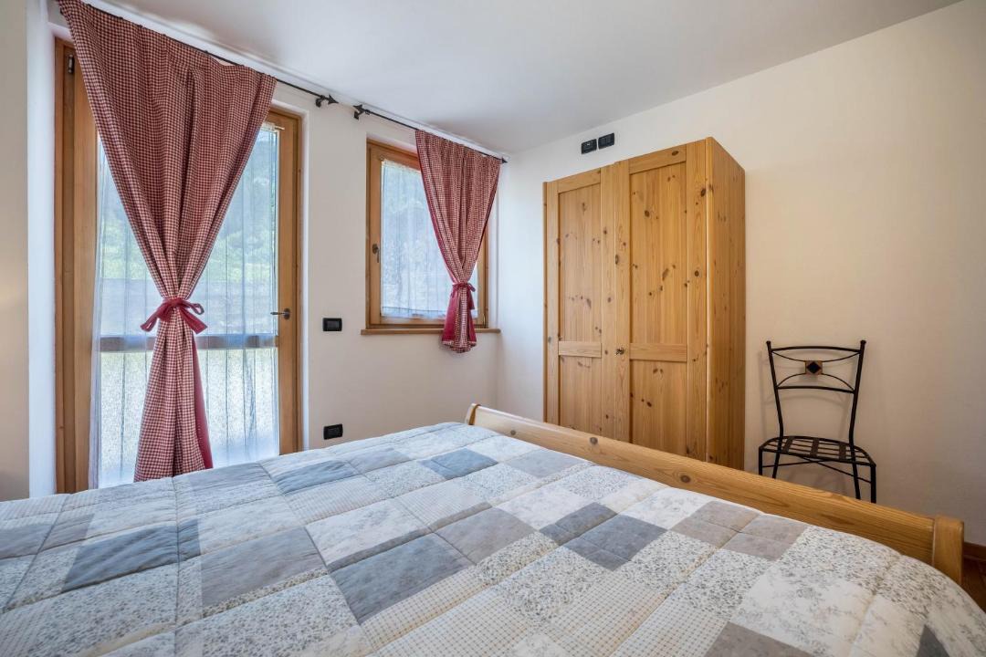 Photo of Bedroom in Ronzo-Chienis