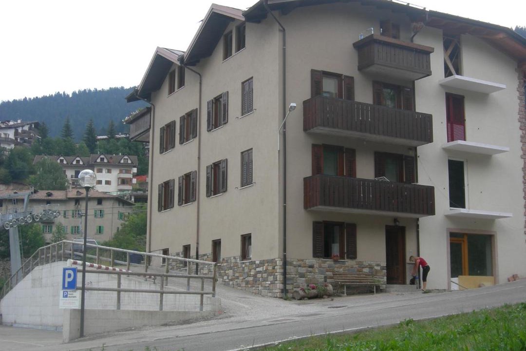 Photo of Buildings in Andalo