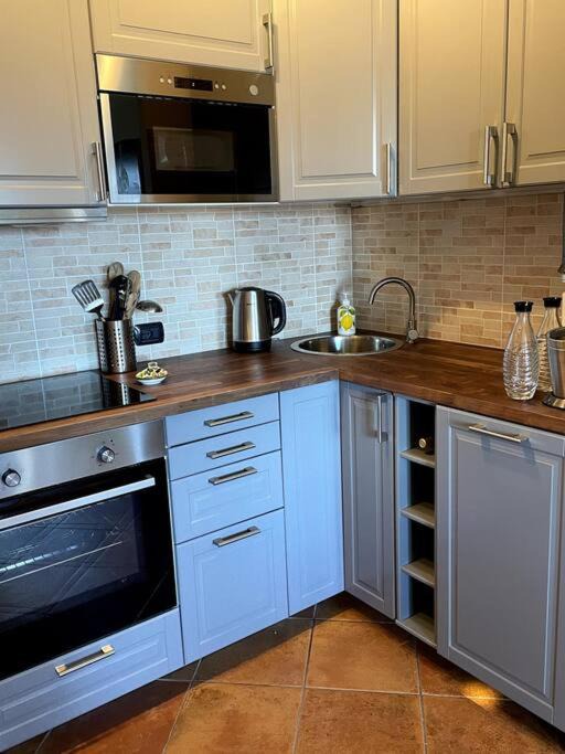 Photo of Kitchen in Ville del Monte