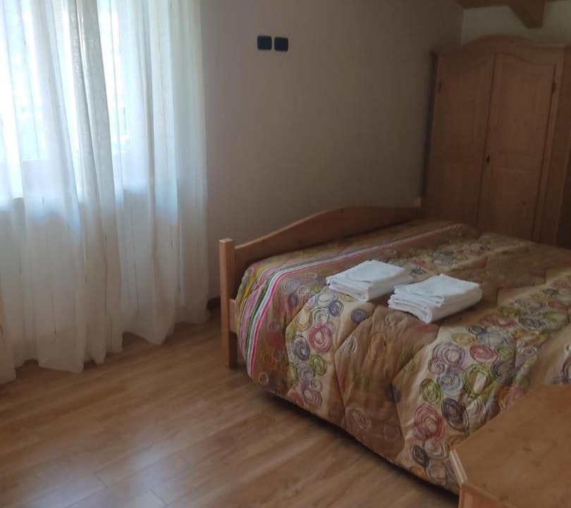Photo of Bedroom in Pellizzano
