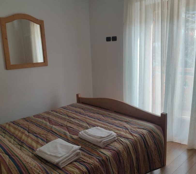 Photo of Bedroom in Pellizzano