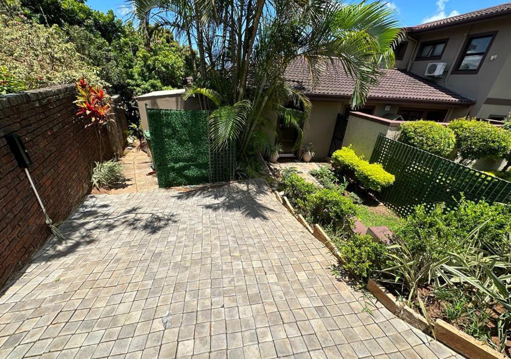 Photo of Others in La Lucia