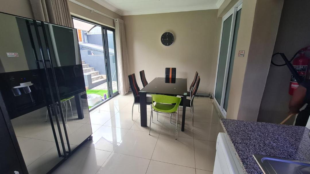 Photo of Livingroom in Morningside