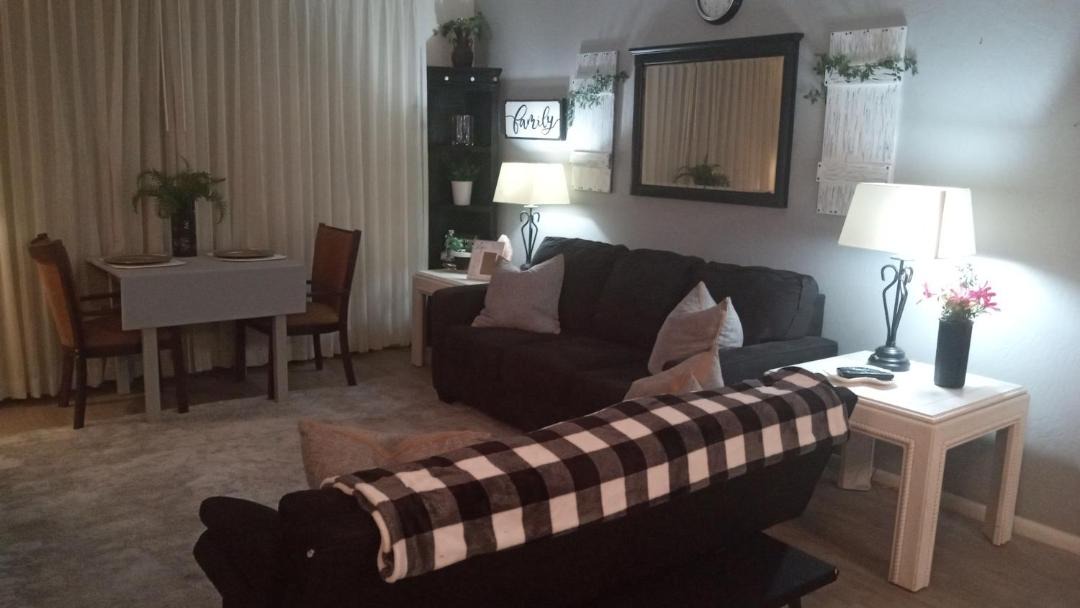Photo of Livingroom in Inner Circle