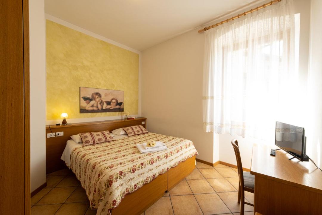 Photo of Bedroom in Flavon
