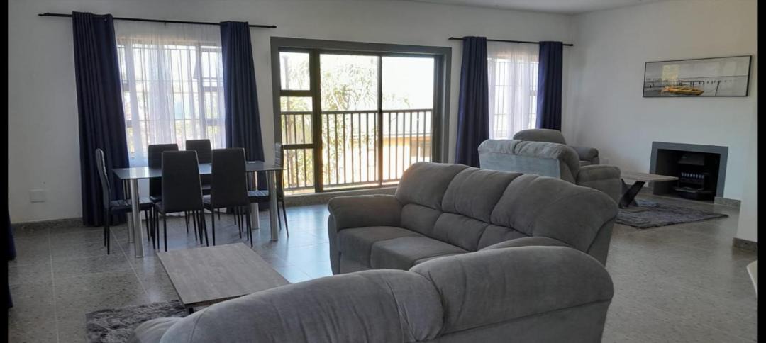 Photo of Livingroom in Port Edward