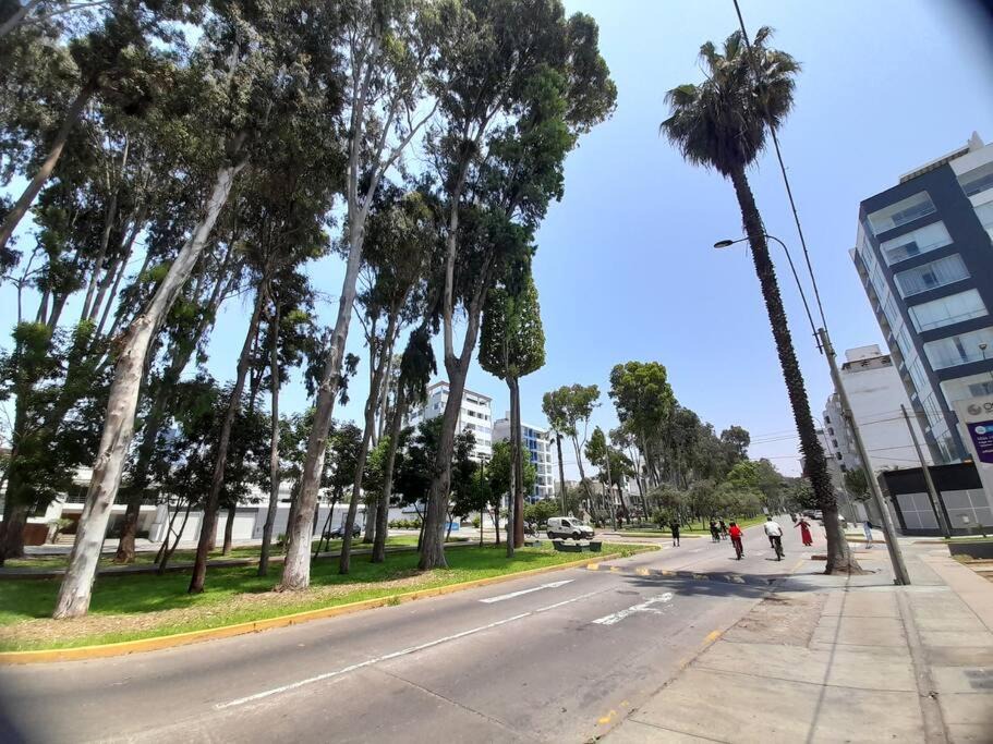 Photo of Others in Esquivel