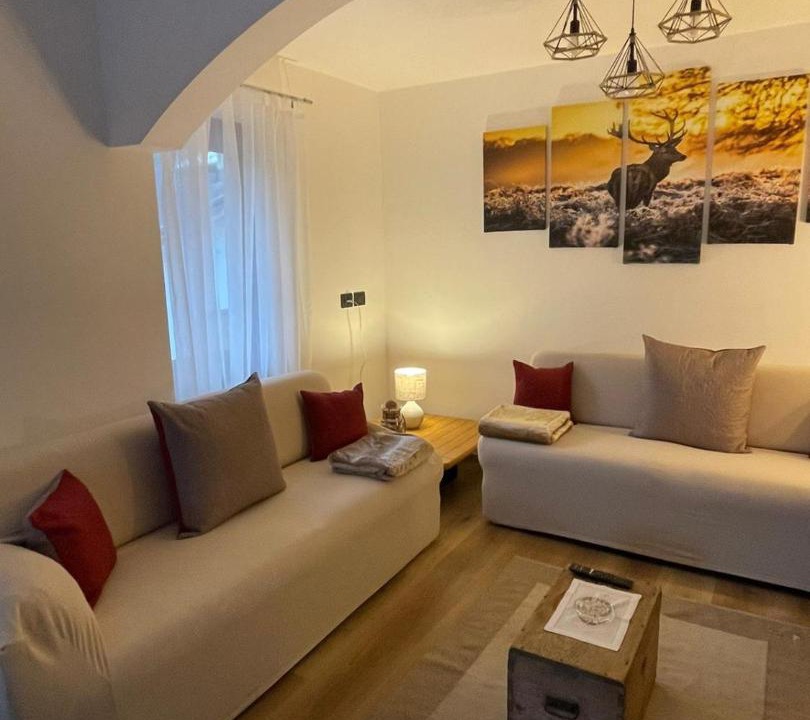Photo of Livingroom in Siror (tn)