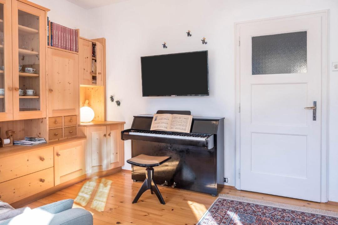 Photo of Livingroom in Ega