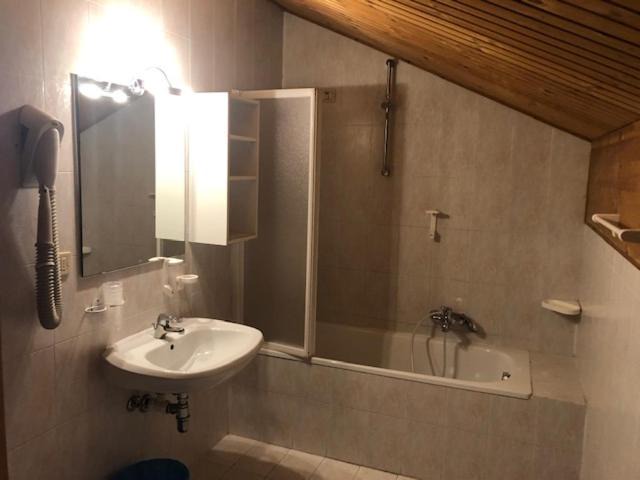 Photo of Bathroom in Folgaria