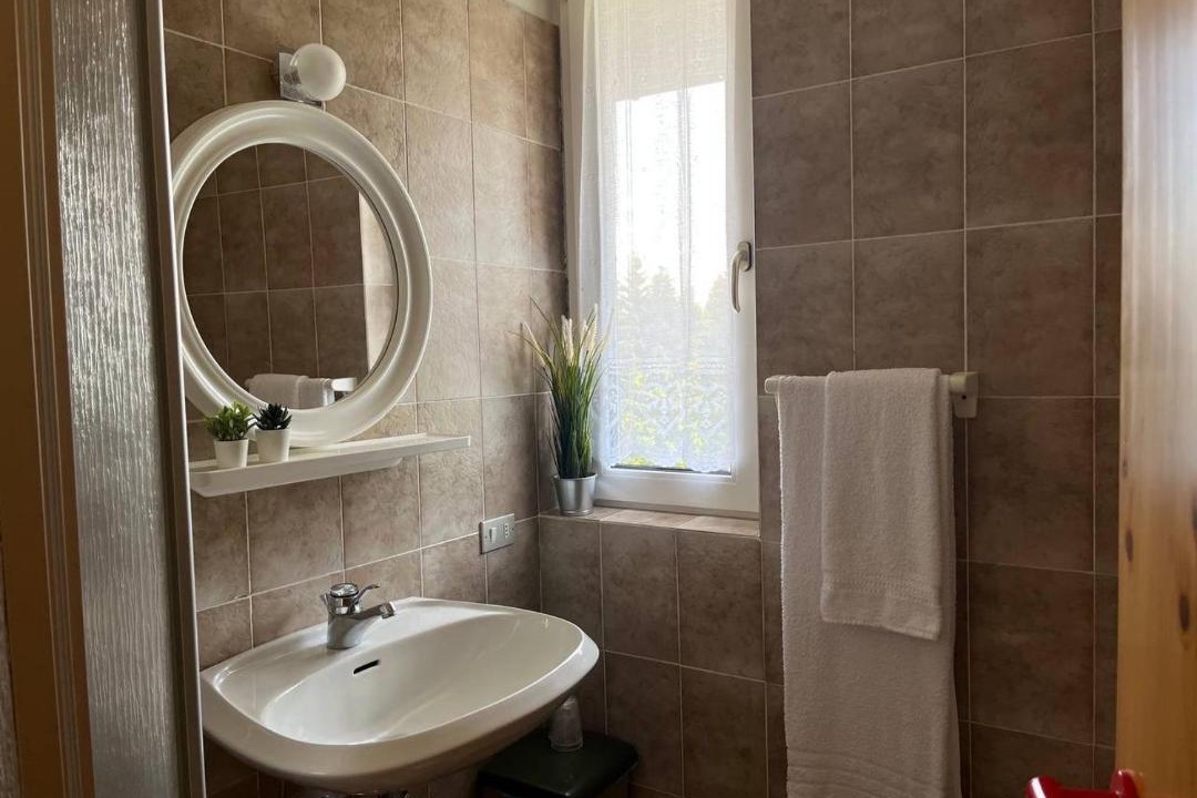 Photo of Bathroom in Telve