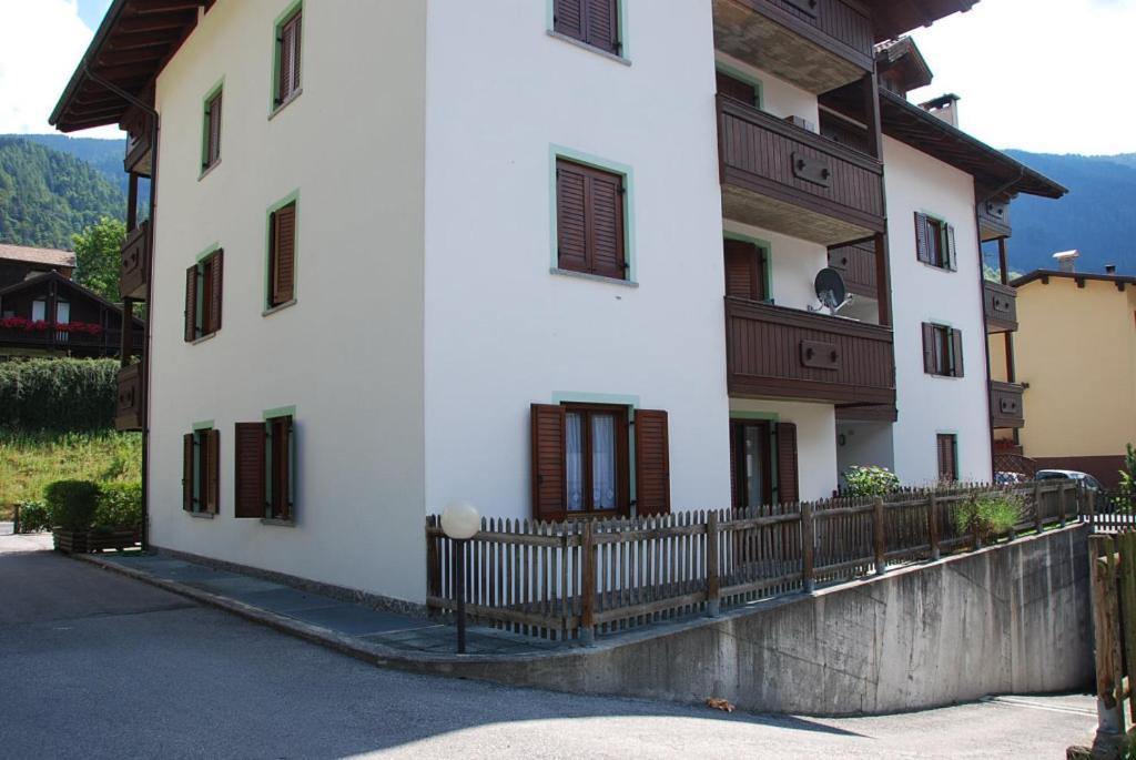 Photo of Buildings in Giustino