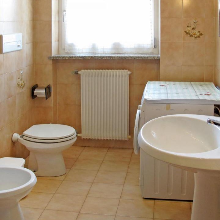 Photo of Bathroom in Calceranica al Lago