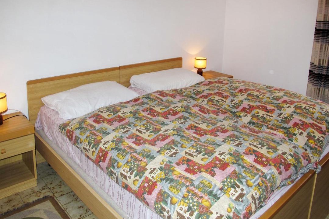 Photo of Bedroom in Calceranica al Lago