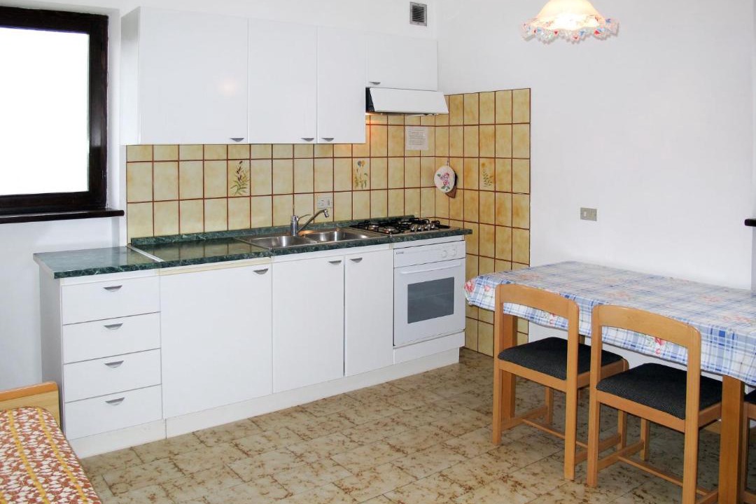 Photo of Kitchen in Calceranica al Lago