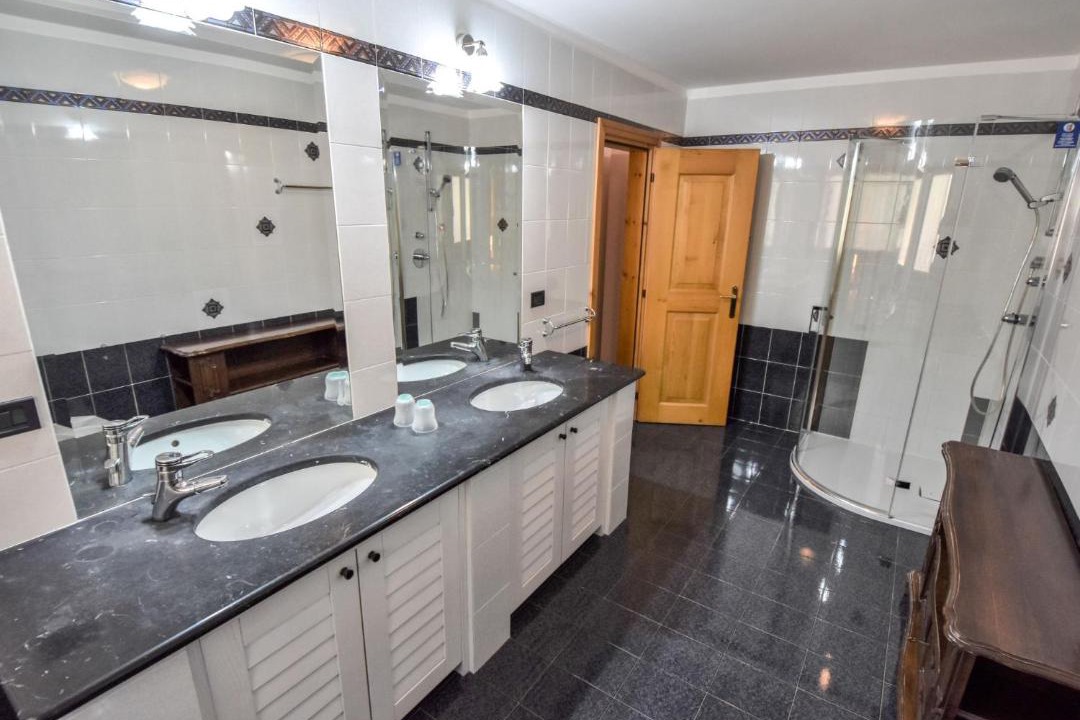 Photo of Bathroom in Penia